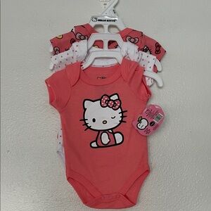 NWT Hello Kitty Coral and White Baby Onesie Trio sz Newborn